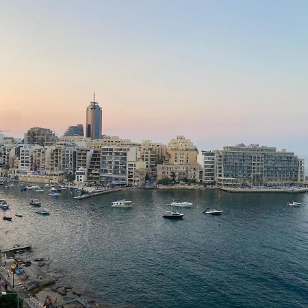 F2 - Lovely Two Bedrooms Flat Sea View, St Julians San Ġiljan Buitenkant foto