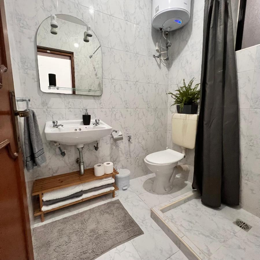 F2 - Lovely Two Bedrooms Flat Sea View, St Julians San Ġiljan Buitenkant foto