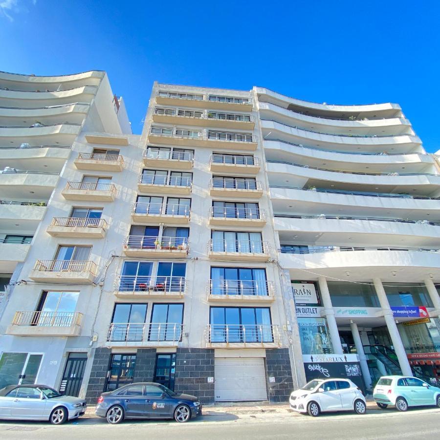 F2 - Lovely Two Bedrooms Flat Sea View, St Julians San Ġiljan Buitenkant foto