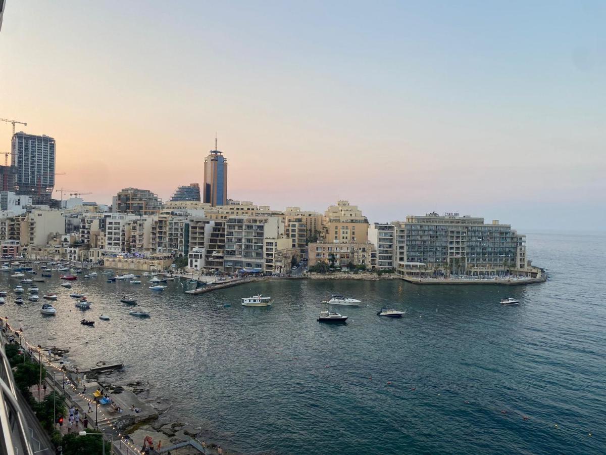 F2 - Lovely Two Bedrooms Flat Sea View, St Julians San Ġiljan Buitenkant foto