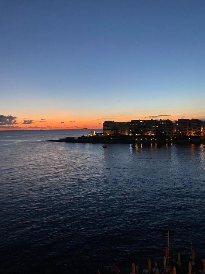 F2 - Lovely Two Bedrooms Flat Sea View, St Julians San Ġiljan Buitenkant foto